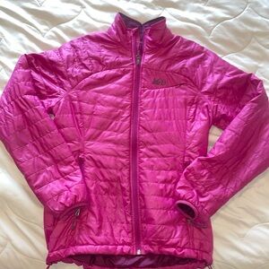 REÍ Lightweight puffer jacket- fucsia